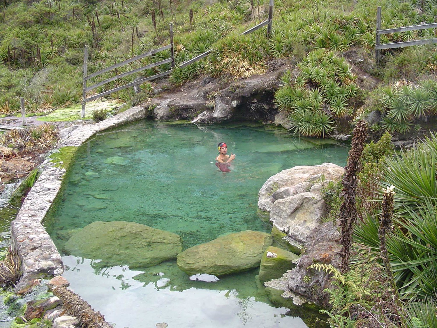 source chaude de la Cabana, fumette et trempette !