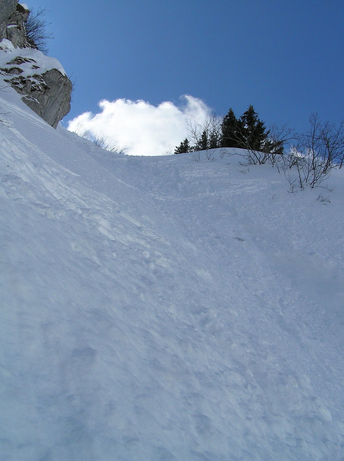 60kg répartis sur 2 skis, ça marque pas beaucoup