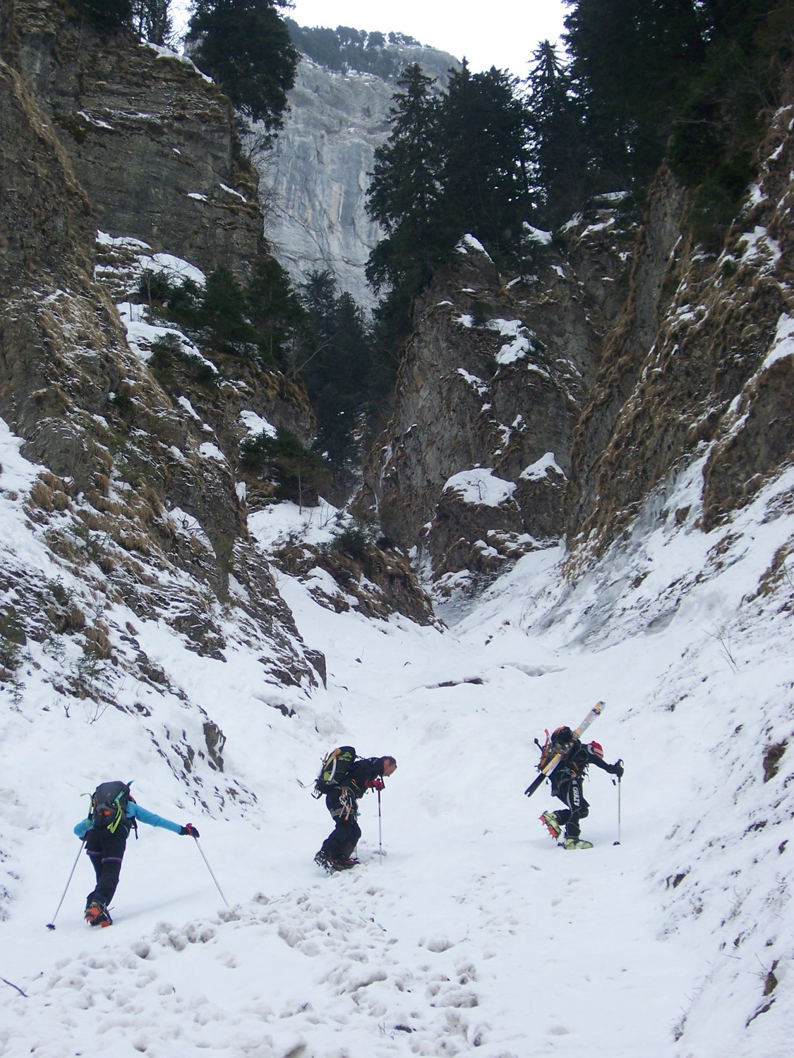 attaque dans la coulée du bas