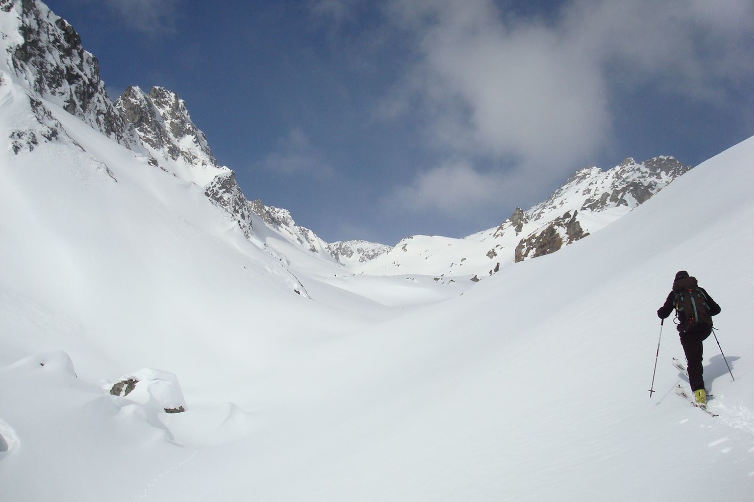 Montée p. le Bec à Montau, par la combe de Gîtes