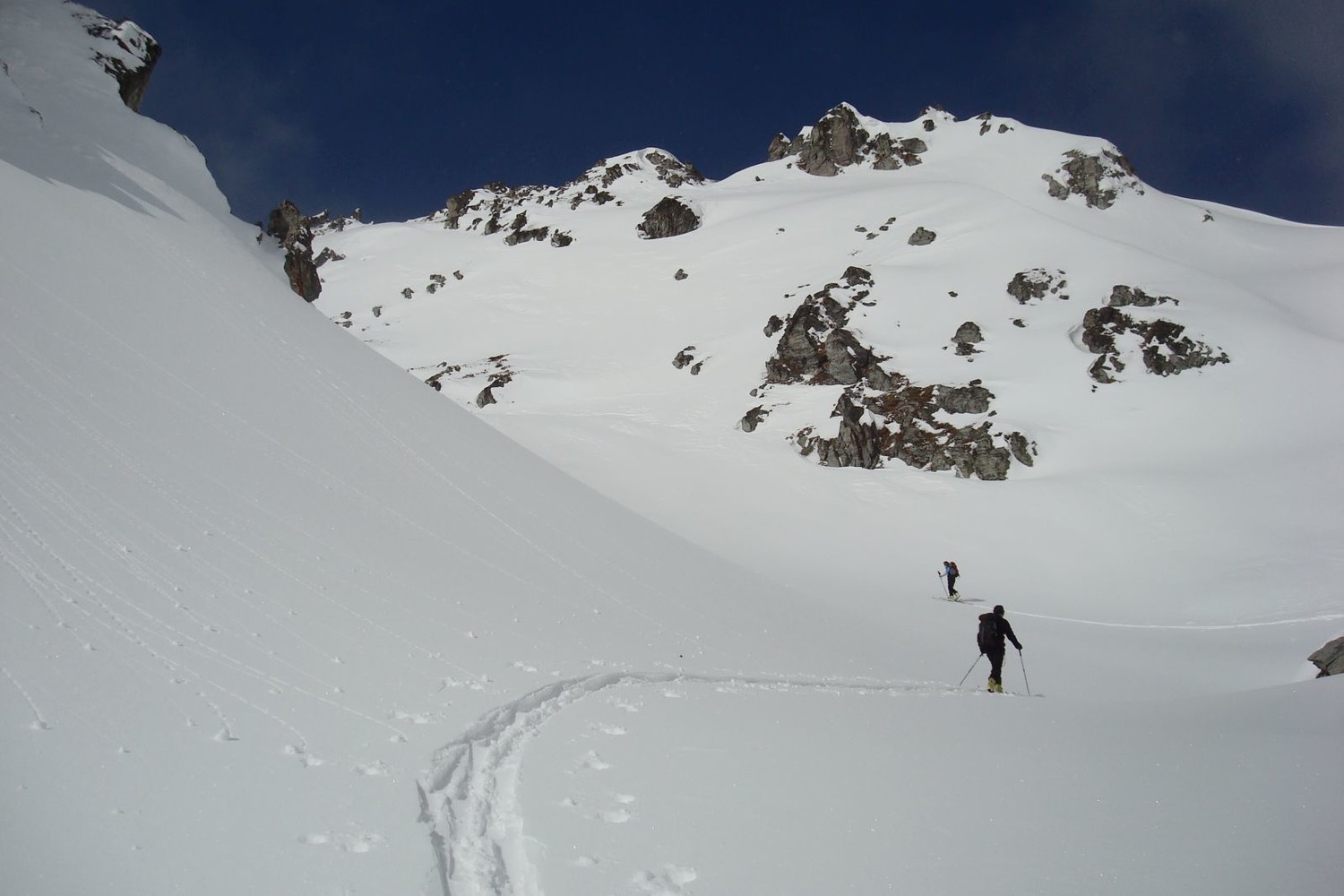 Montée p. le Bec à Montau, par la combe de Gîtes