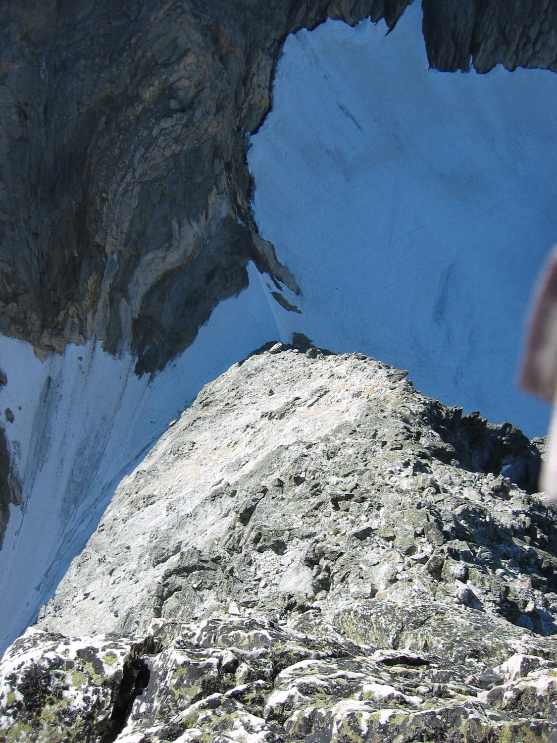 Sur l'arête