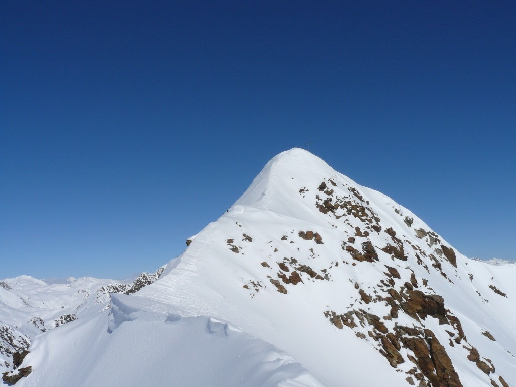 Dove mi sono fermato, poco metri prima la cime del piz ursera