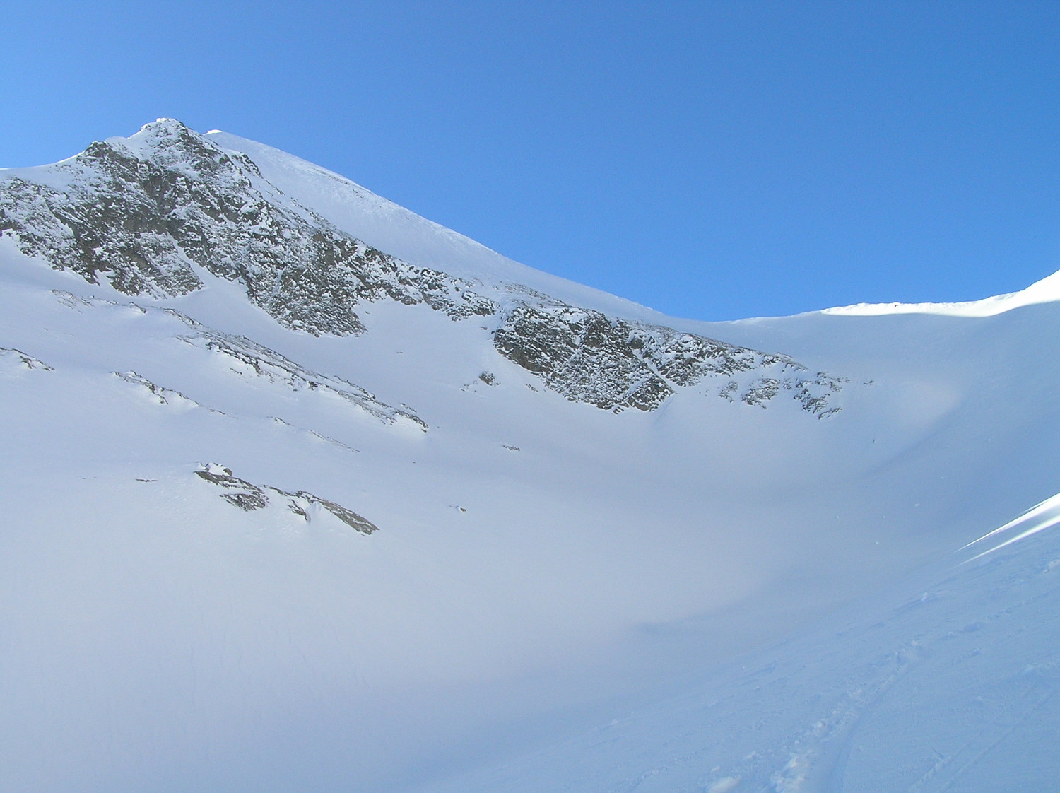 Fontanabran NW, en arrivant au col de Barberine via Emaney