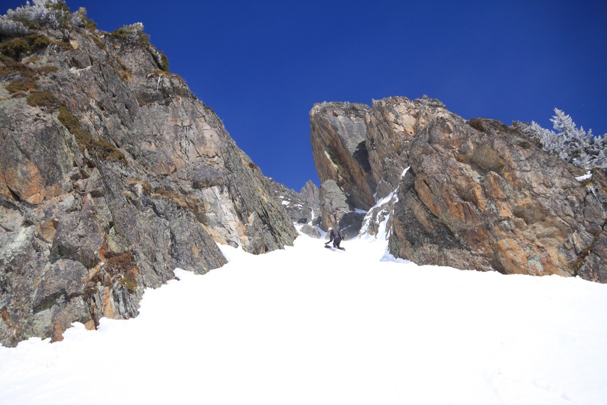 Ou dans le couloir inférieur direct