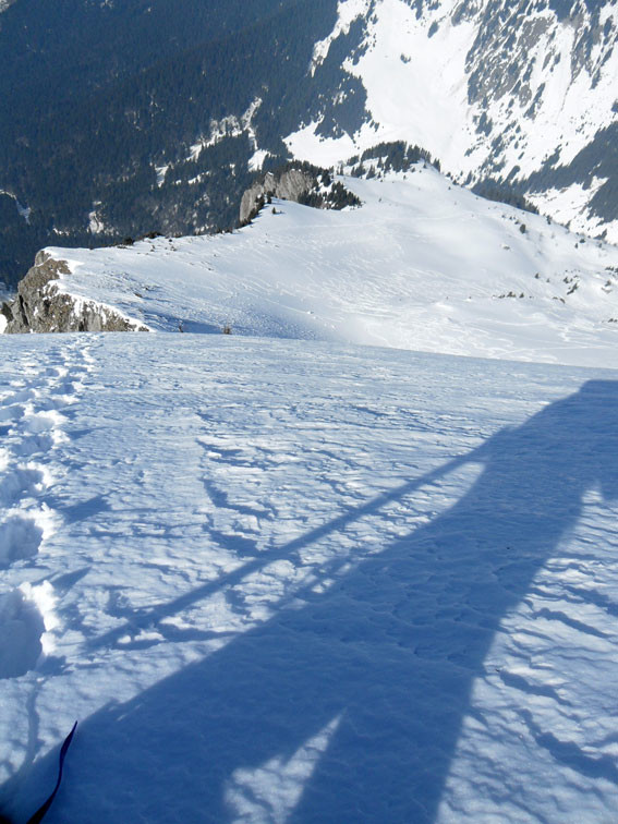 mon ombre se jette dans le vide de la face N
