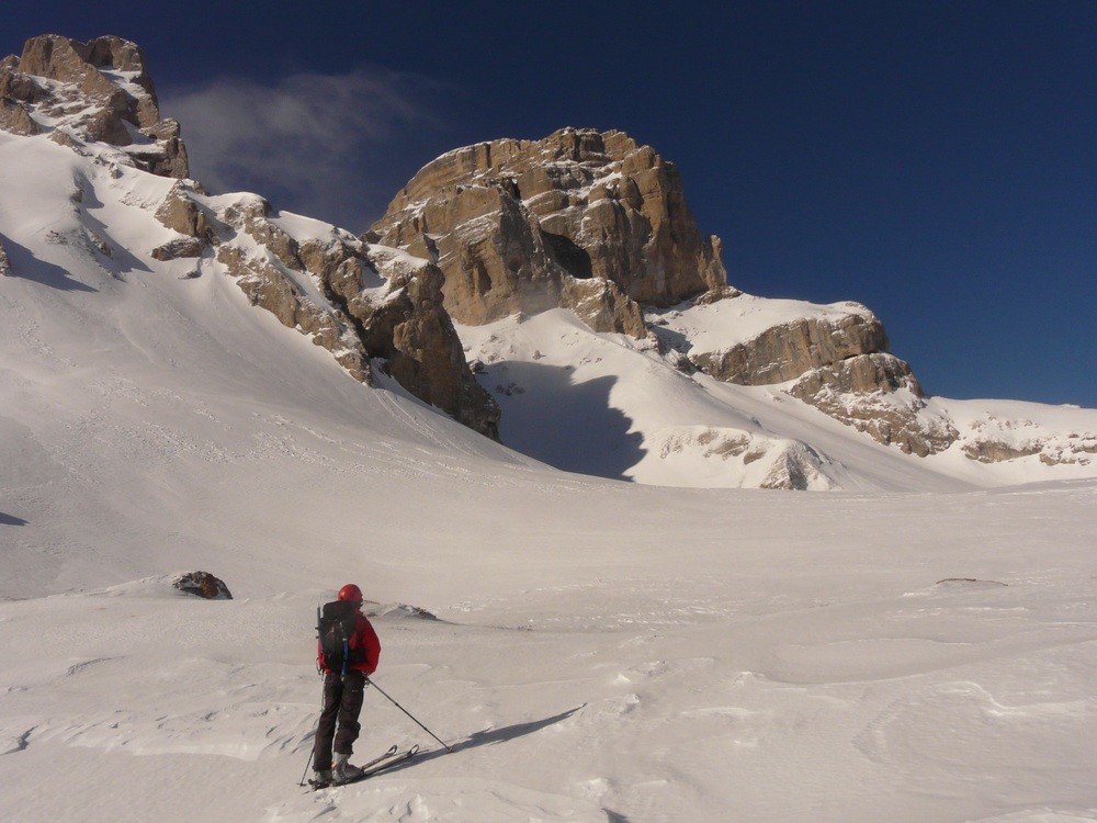 In front of the "Combe du Petit Obiou"