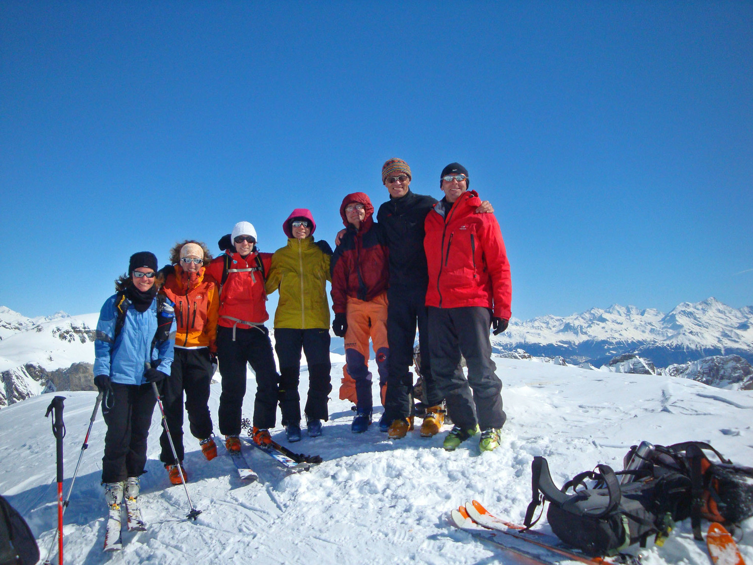 Sérac: Jacqueline, Floriane, Evelyne, Agnès, Bertrand, le Choucas, Olivier.