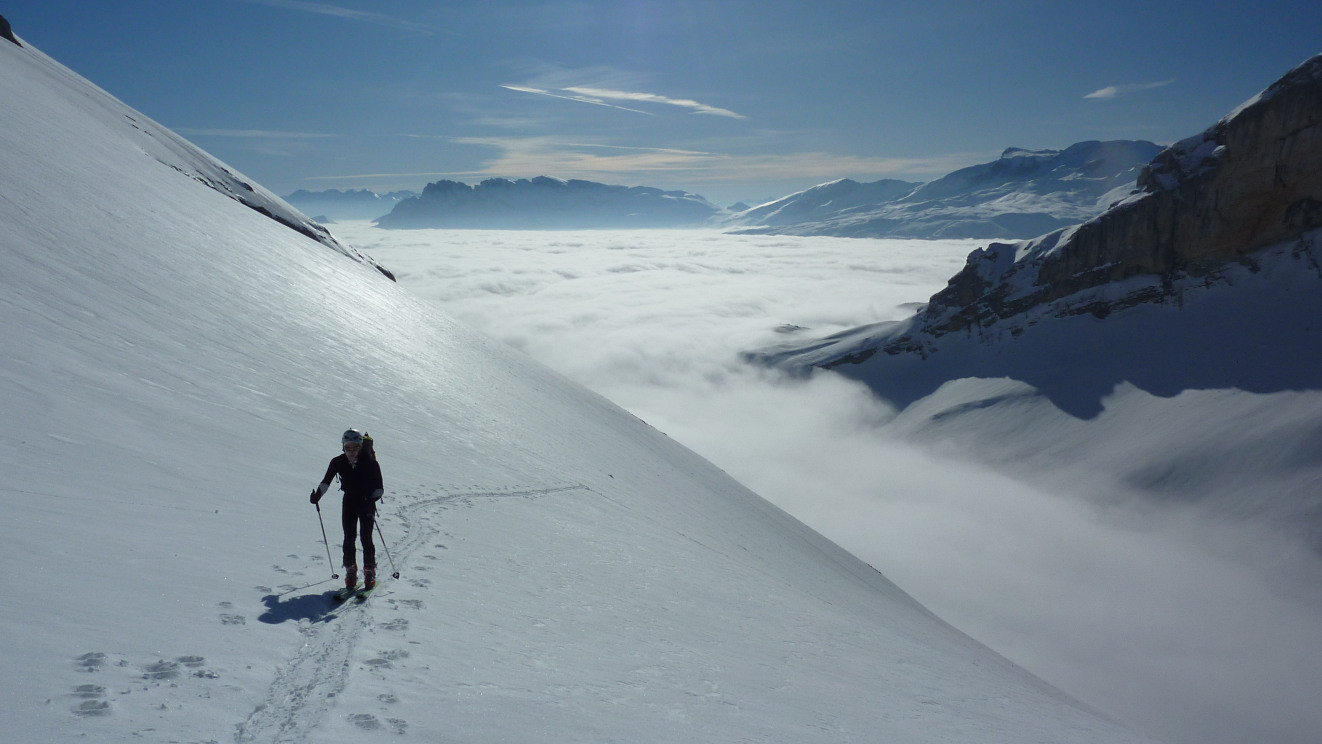 Dans le versant S du Pas de la Cloche