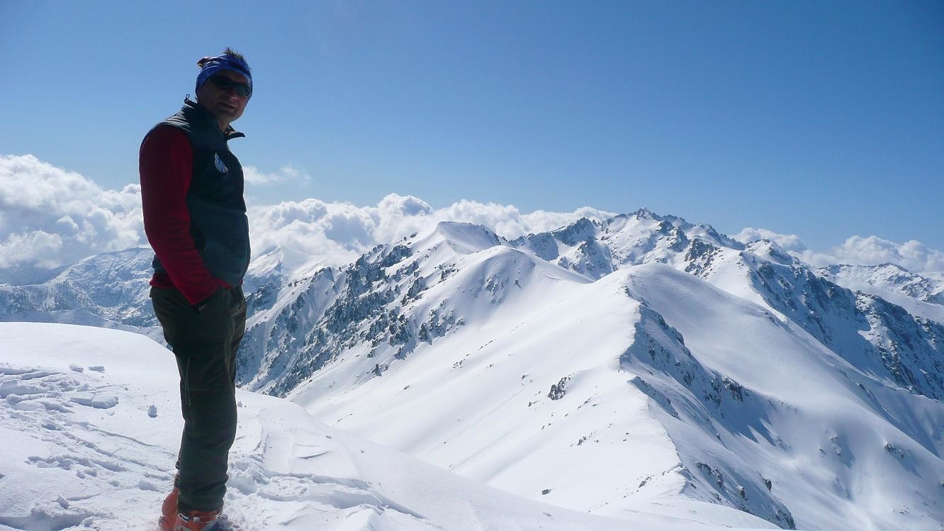 Au sommet, vue sur l 'Ouest et le Rotondu