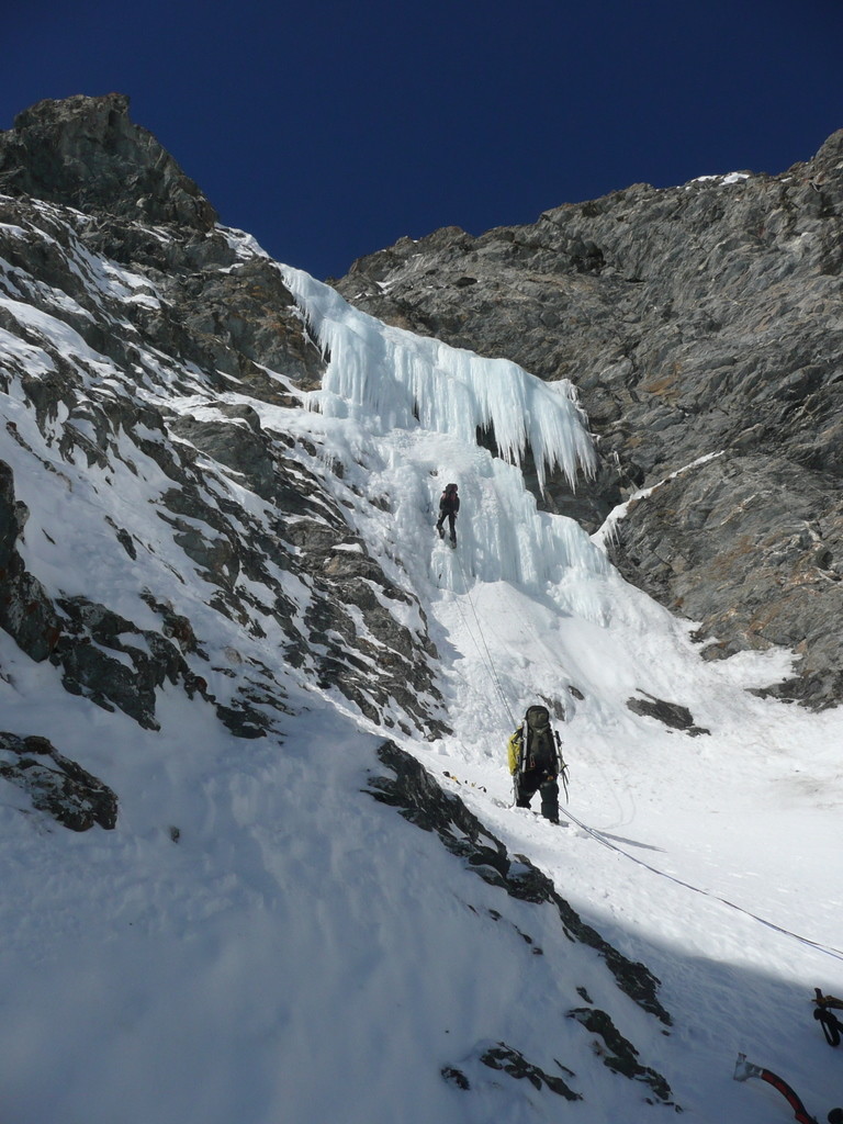 Rosée Cervical, premier ressaut en glace.