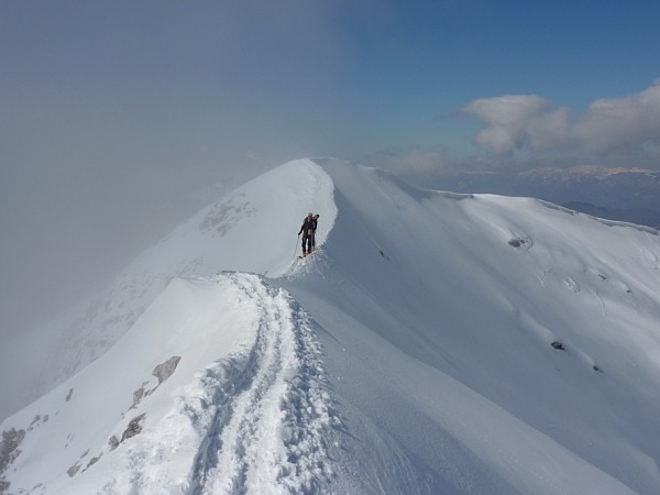 Salendo alla Pania della Croce; sulla cresta finale