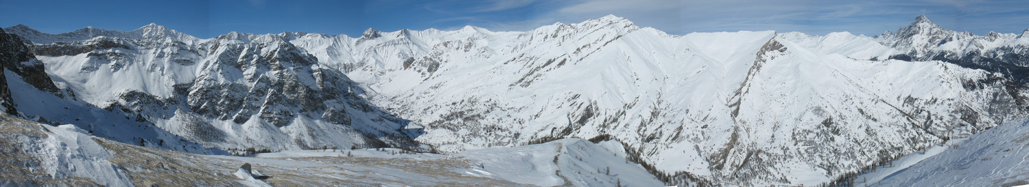 Val Bellino : Panorama vers le Nord depuis le Rutund