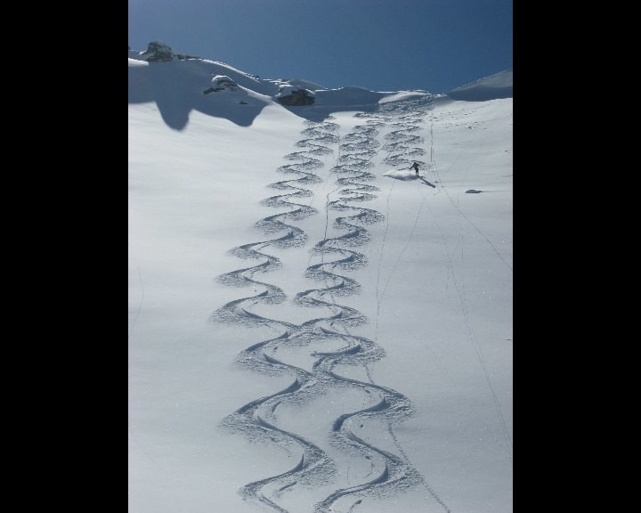 Descente dans le vallon de Réchy
