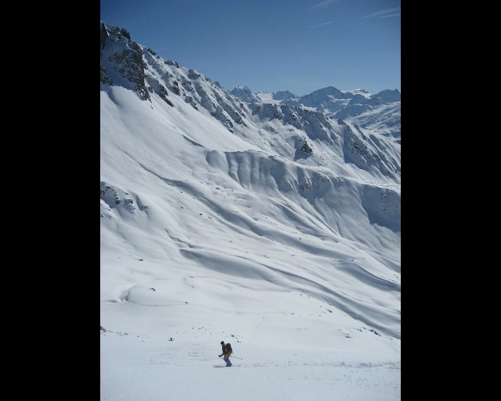 Versant Sud aux Ptes de Tsavolire