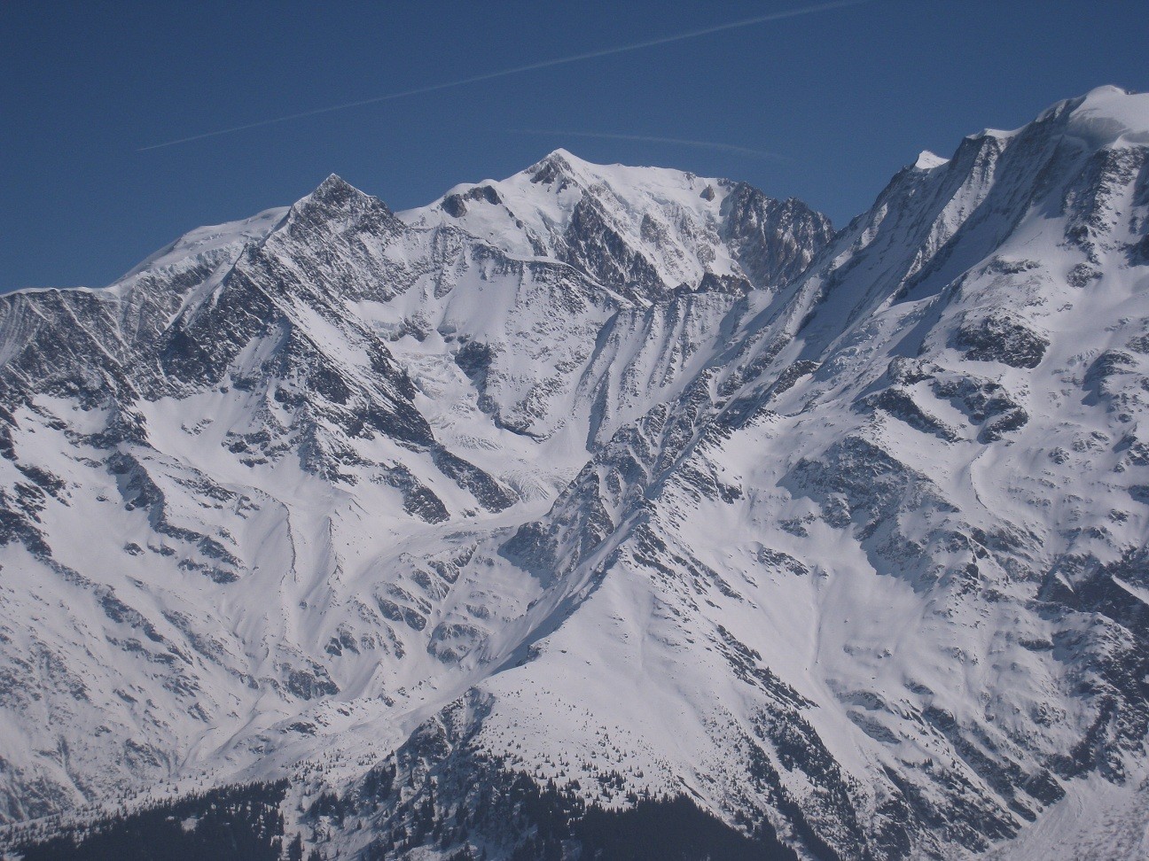 Mt Blanc -vue depuis Tete de la Combaz
