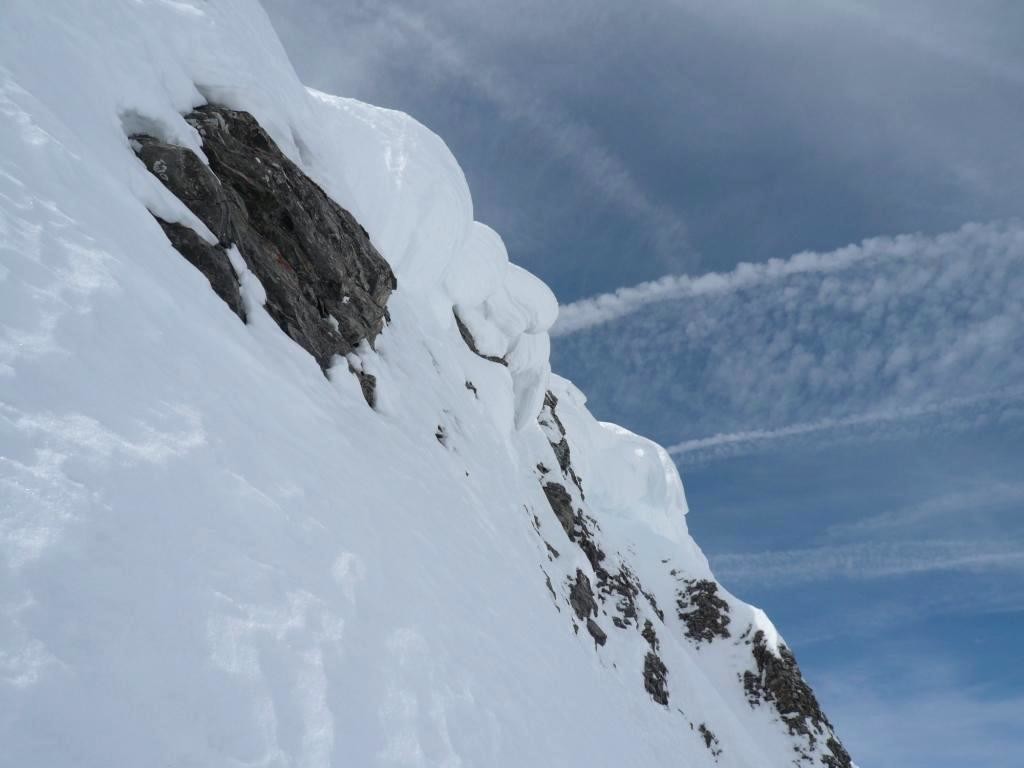 Sous l'arête SE
