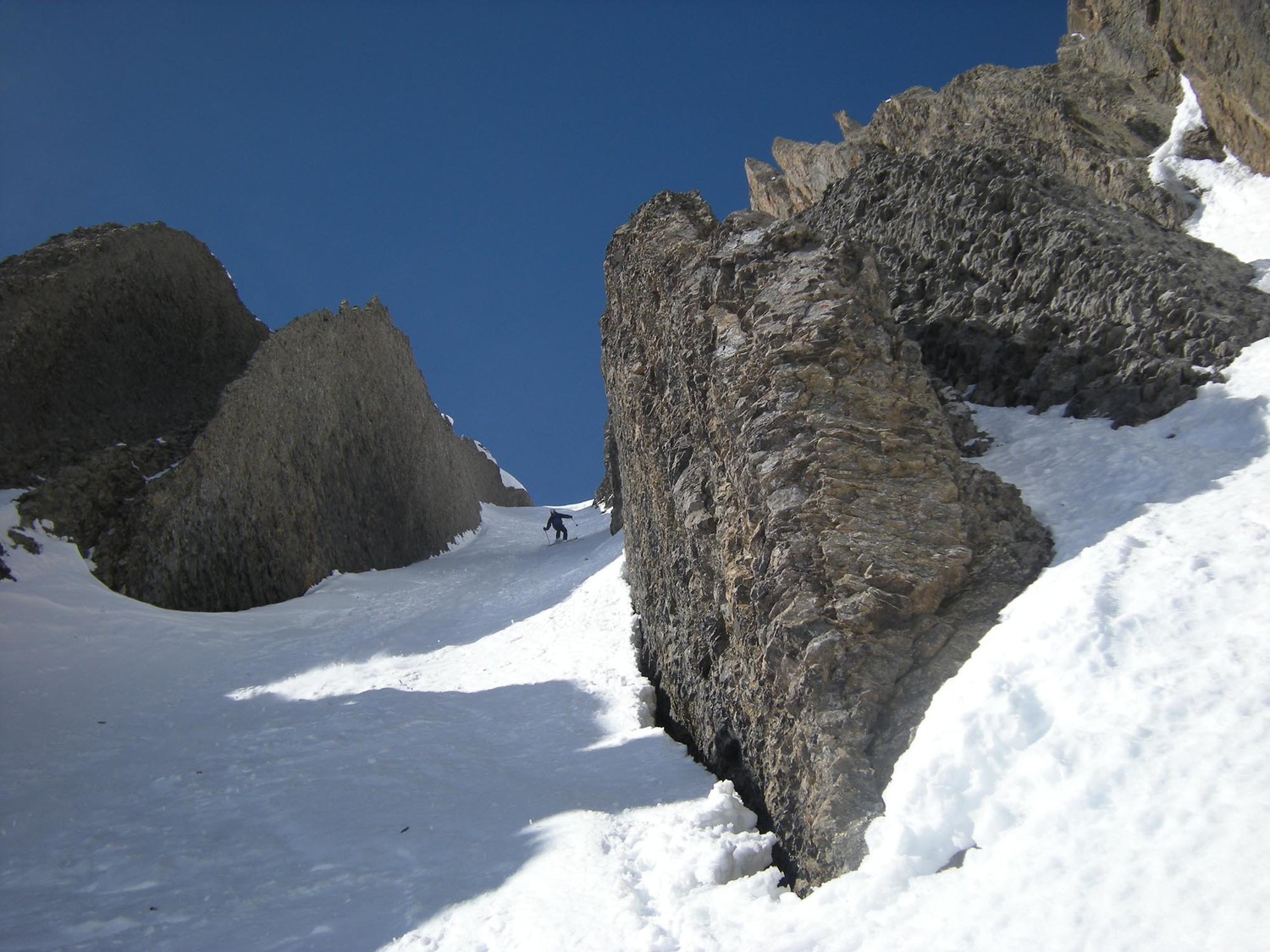 Dentt de Barme. La partie centrale du couloir ENE, 50° sur 300 m.