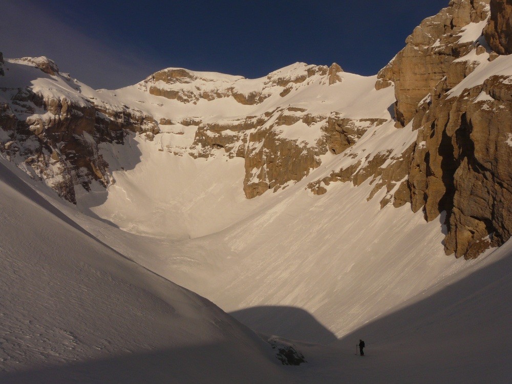 Above the Gouturier hollow: the Olympic Chourum is straight