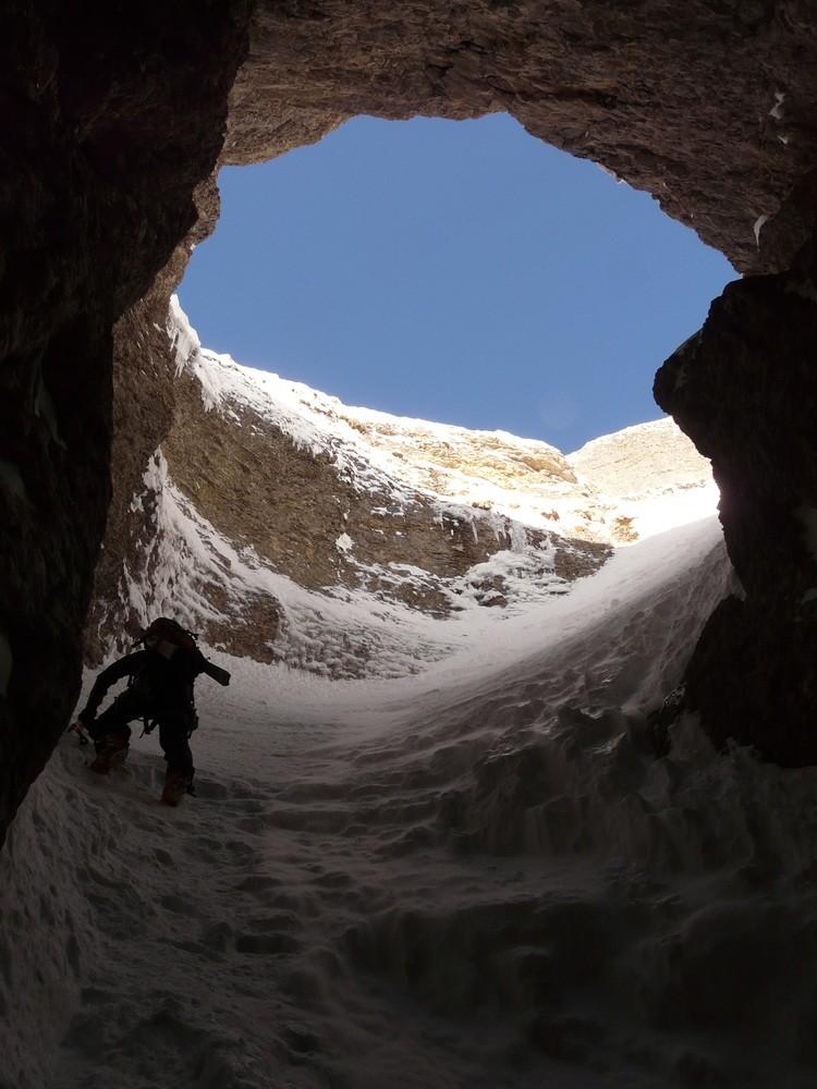 The exit of Olympic Chourum