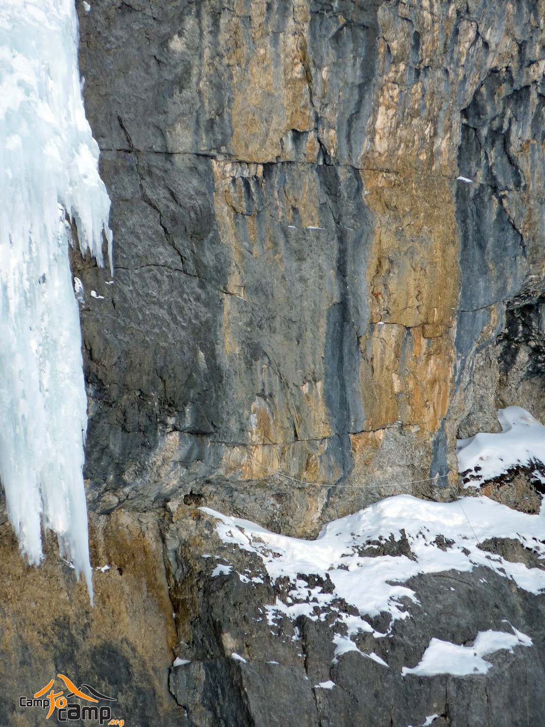 Cirque de Gavarnie - Aloïs - L2 - Vire, relais supendu et attaque de la glace