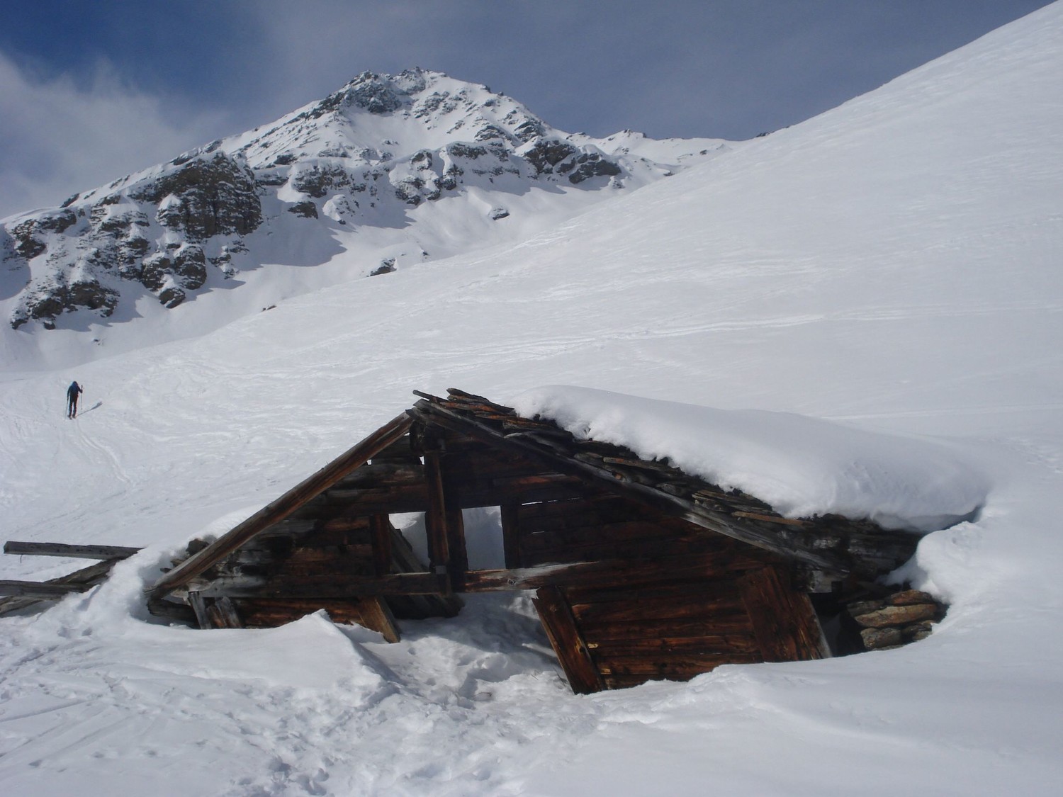 Chalet en ruine à Remointse de la Cretta (2394m)
