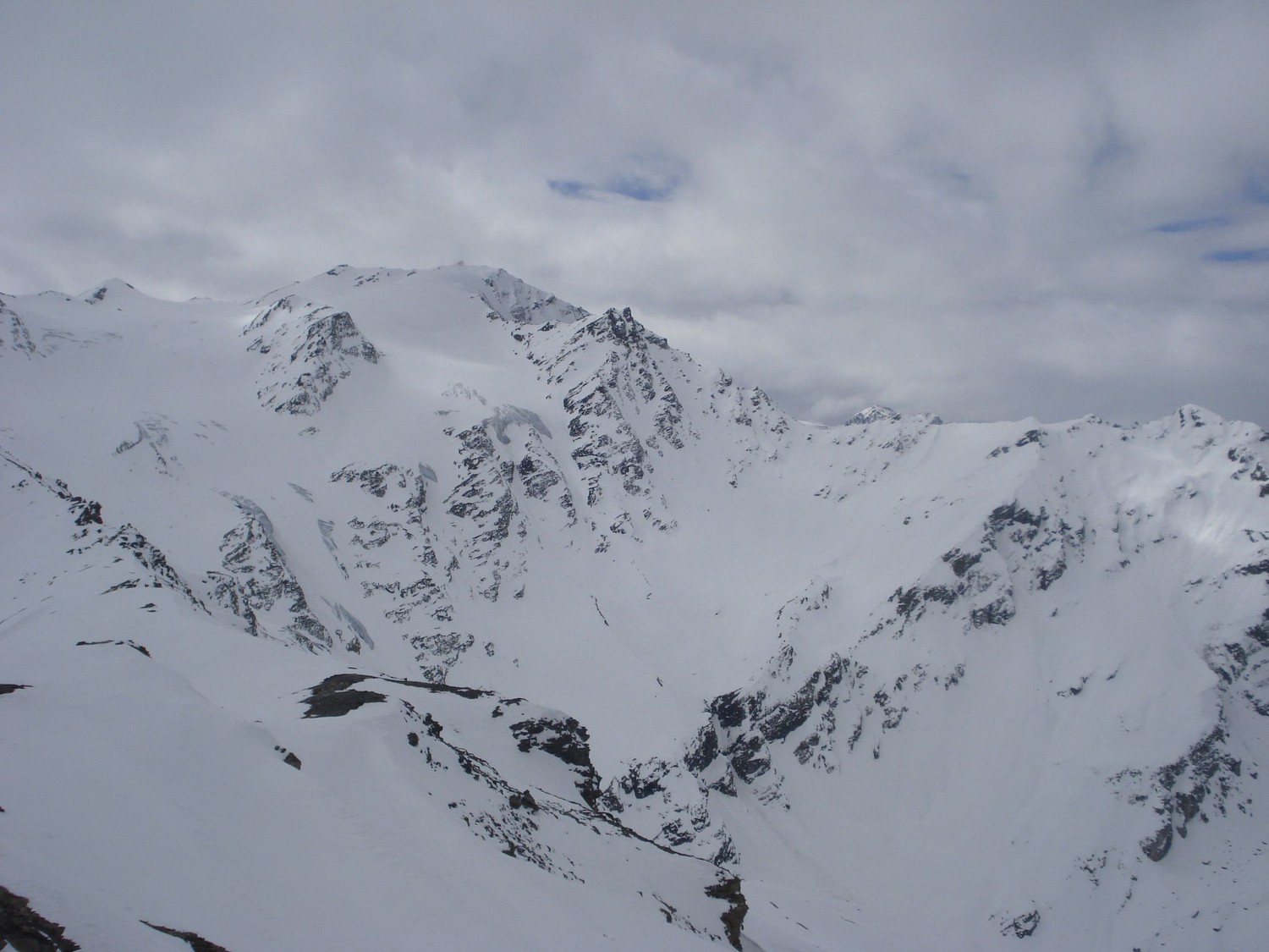 Sommet de la Palanche de la Cretta (2927m) : vue sur la Pointe de Vouasson (3490m)