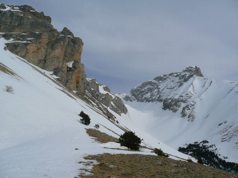 Combe de la Cluse: sortie de la combe depuis la petite bosse