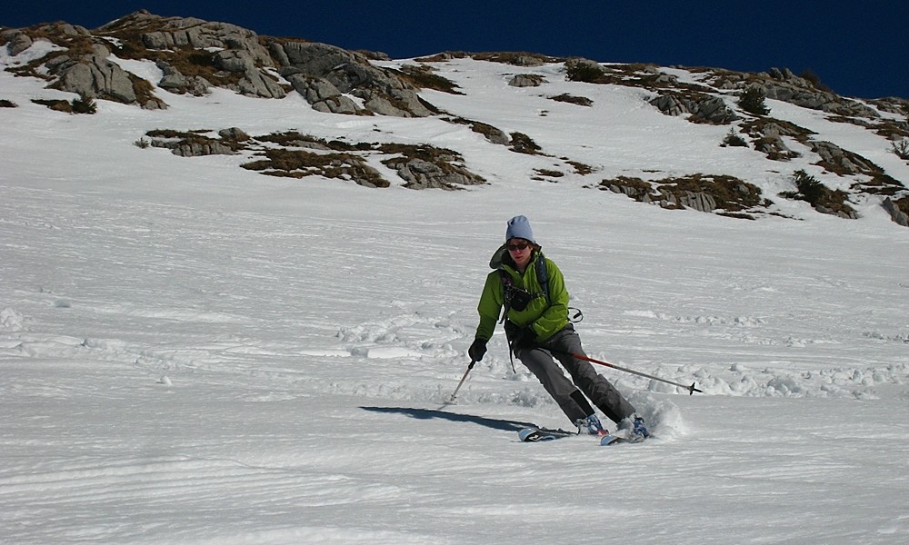 Descente de la pente SW vers la selle entre Famelon et Sur Truex