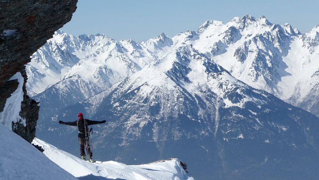 Mont Du Fût Mars 2010;Après le "Mollard Des Beufs" vue sur Belledonne Est, Photo de Thierry Forestier
