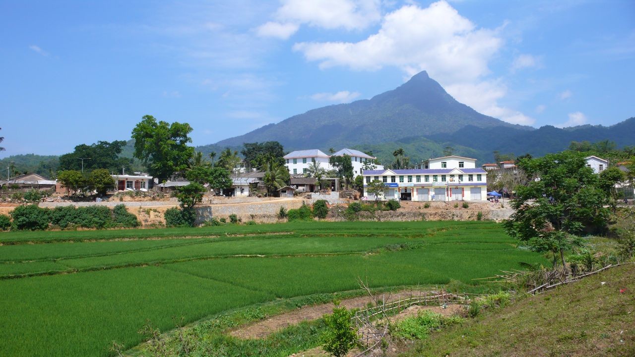 Wuzhishan audessus du village Shuiman
