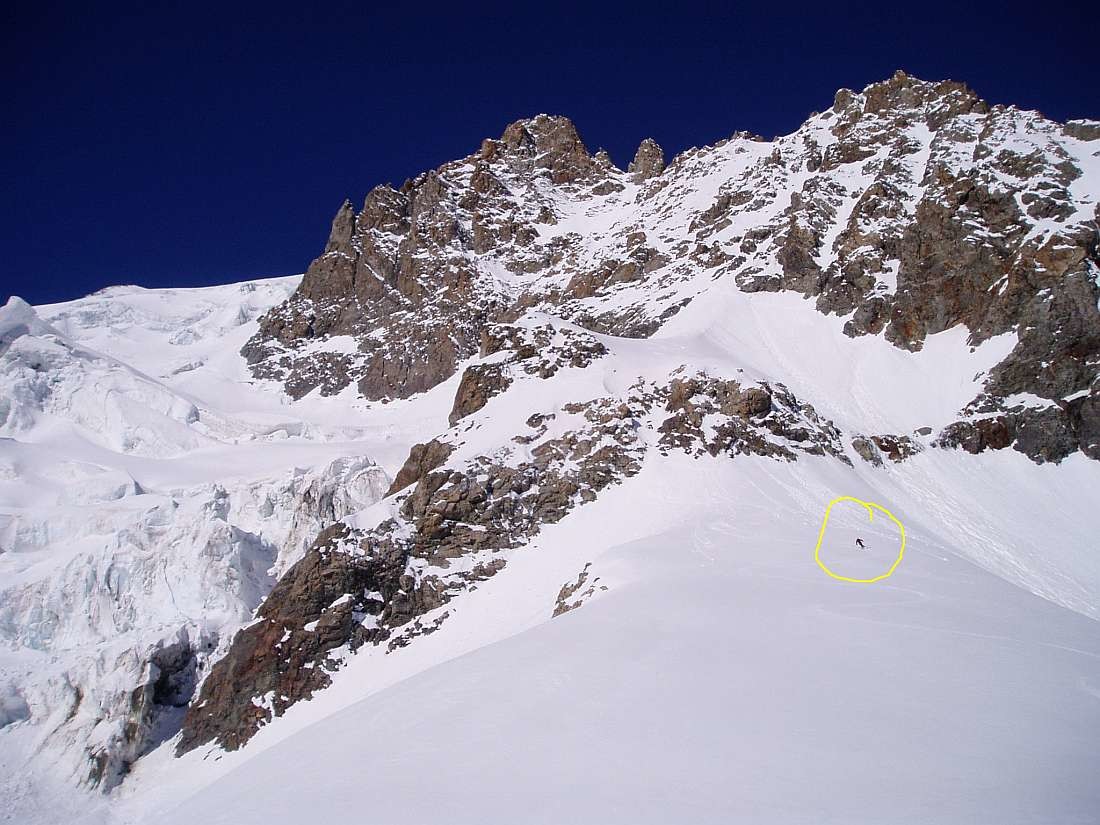 Traversée Pelvoux 2004 : L'echappatoire malin qui permet de NE PAS PASSER dans les séracs du Glacier des Violettes