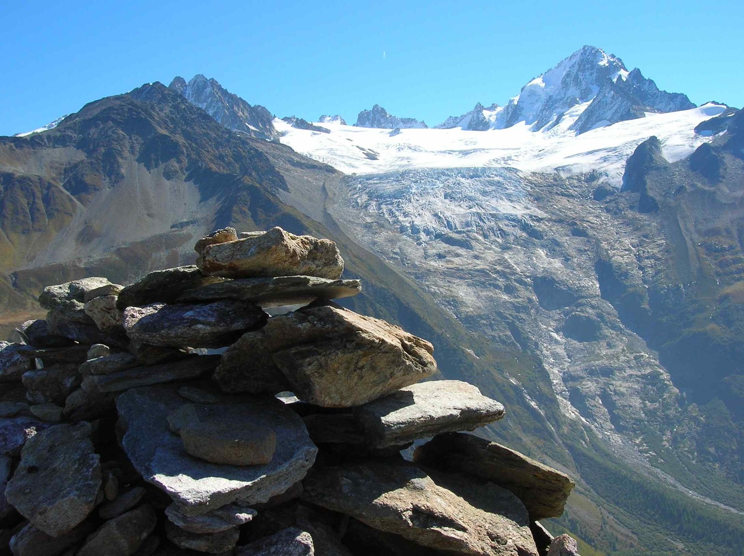 au sommet,, vue sur le glacier du Tour et le Chardonnet