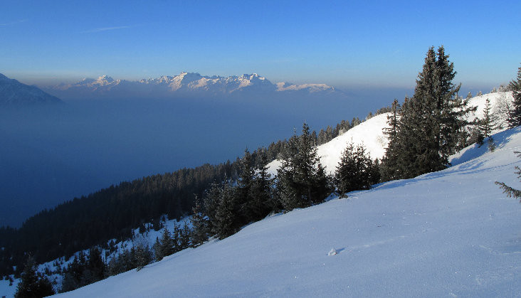 Panorama sur Grandes Rousses et Belledonne