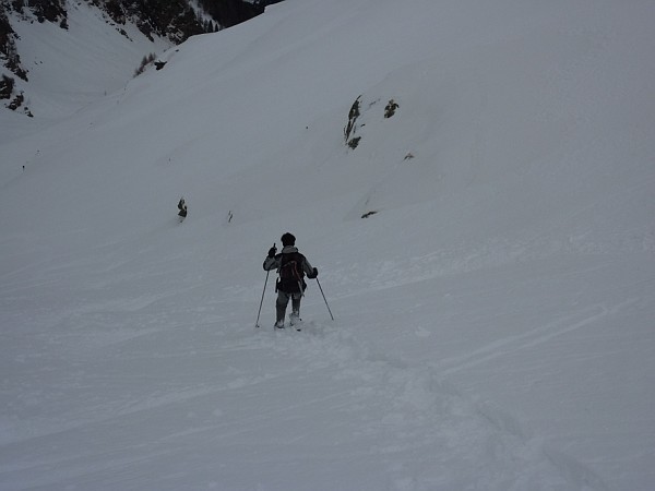 In discesa con le ciaspole dal Pizzo del Ramulazz
