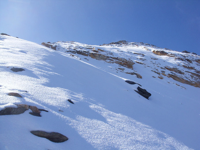 Dans la face, pas très loin de l'arête