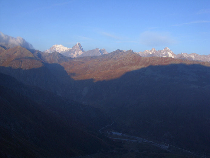 Montée au-dessus du Grand Saint-Bernard