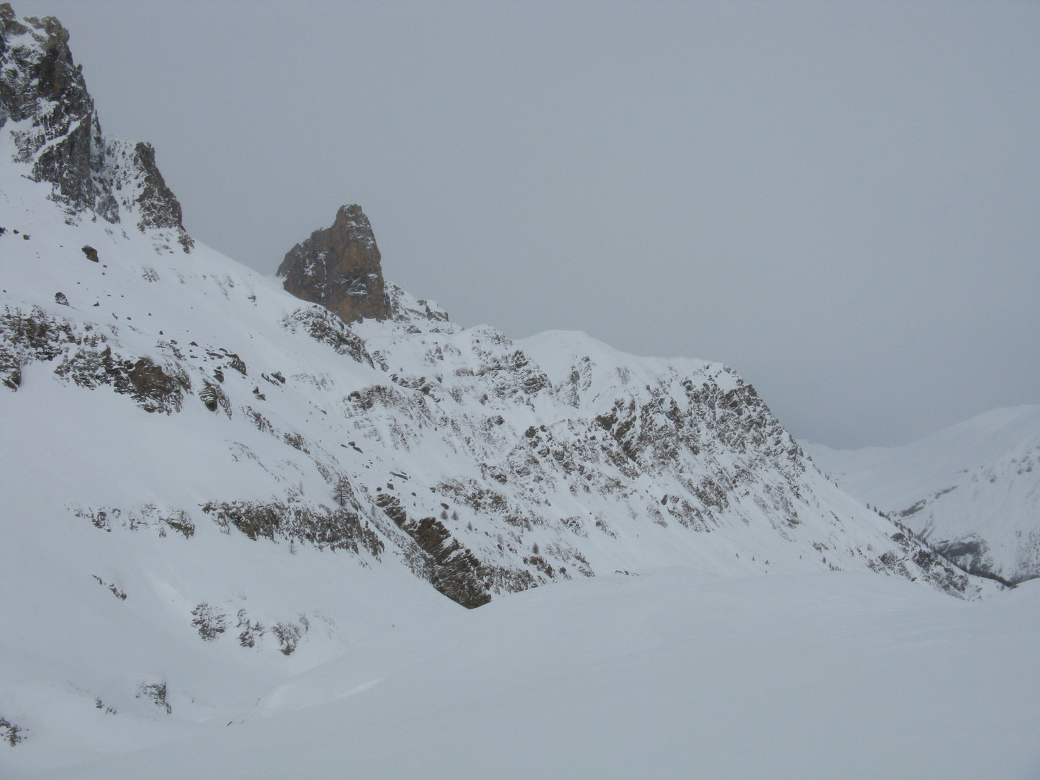 Retour dare dare par le vallon de mary sans trop de jour blanc