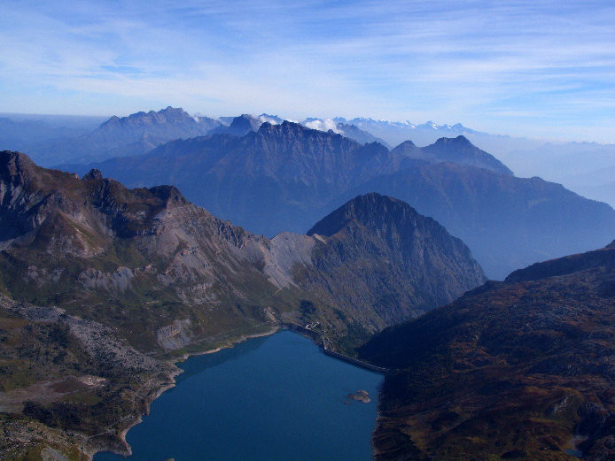 Le lac de Salanfe et les prémices de l'Oberland