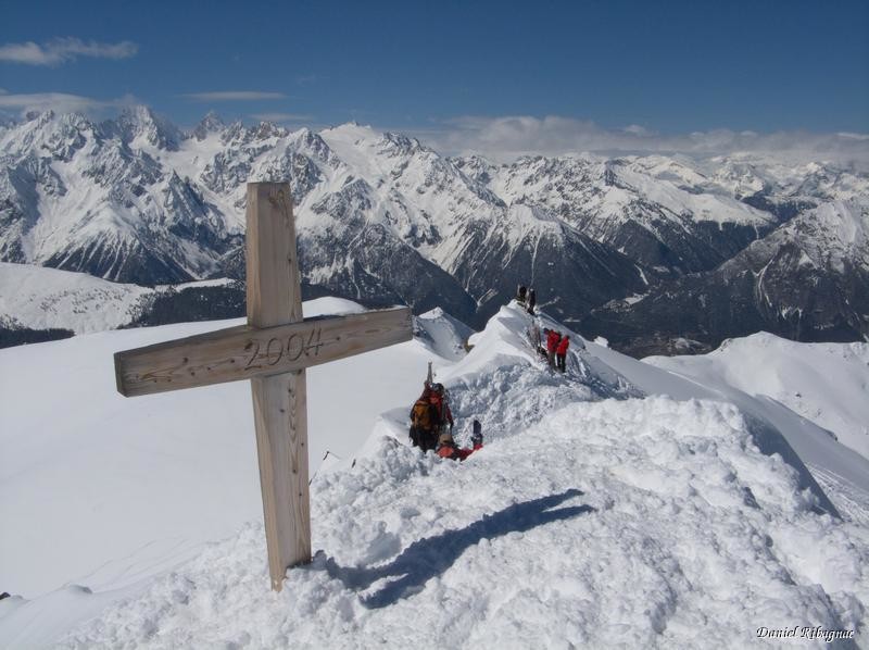 Descente à pieds par la crête O