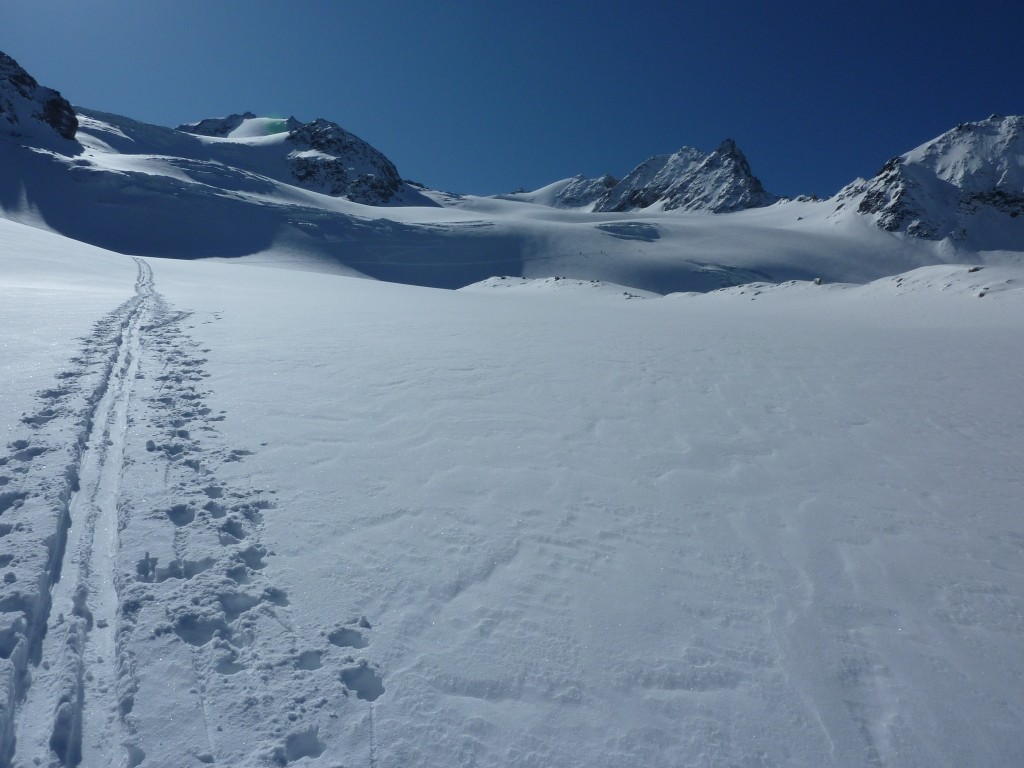 Entrée du glacier de Boveire et Combin de Boveire en vue