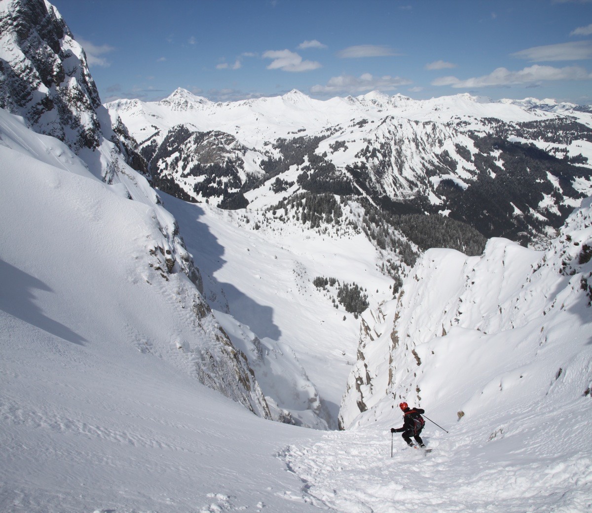 Vers le haut du couloir