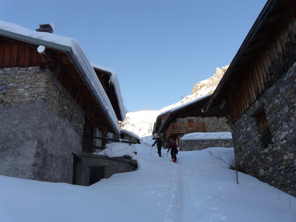 Un village bien enneigé