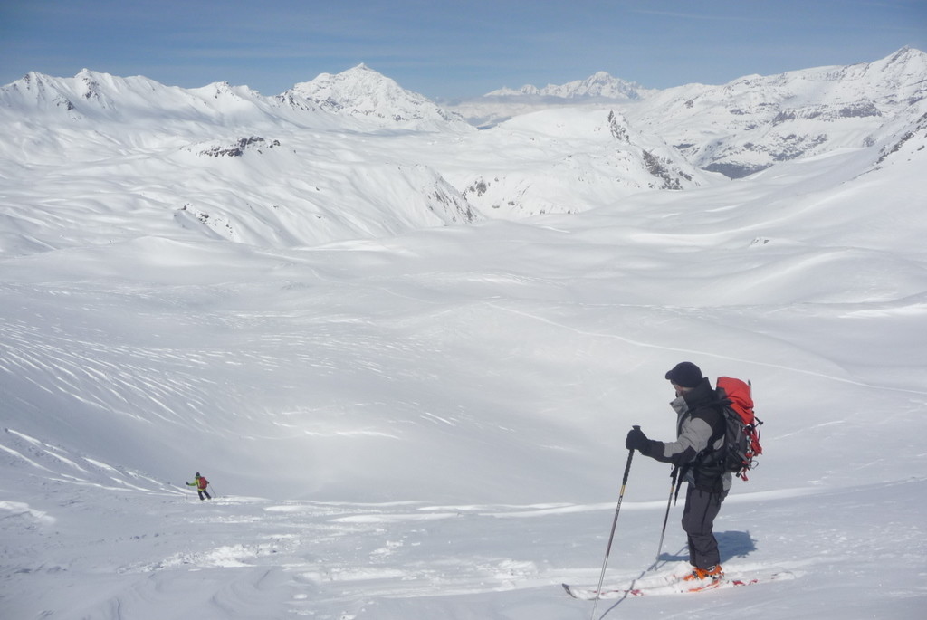 descente depuis le col de la Rocheure...1 par 1 sécurité oblige