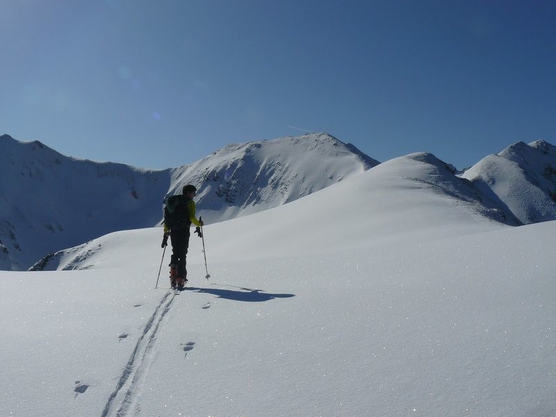 On débouche sur les crètes du cirque