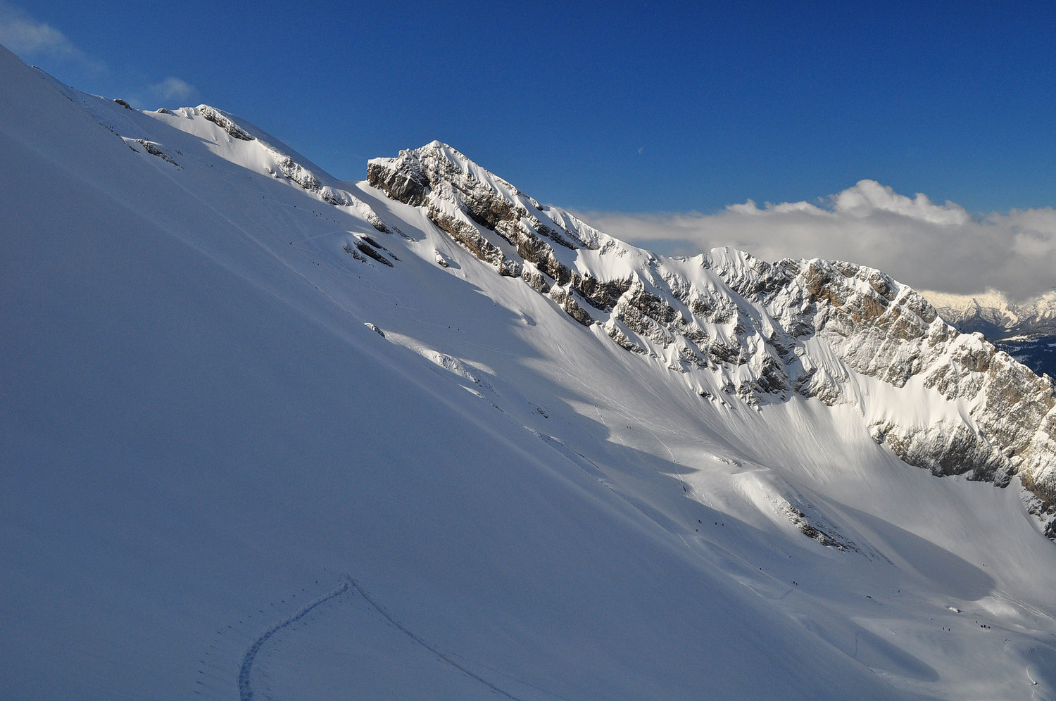 Pelouse sur la montée au Paré de Joux E