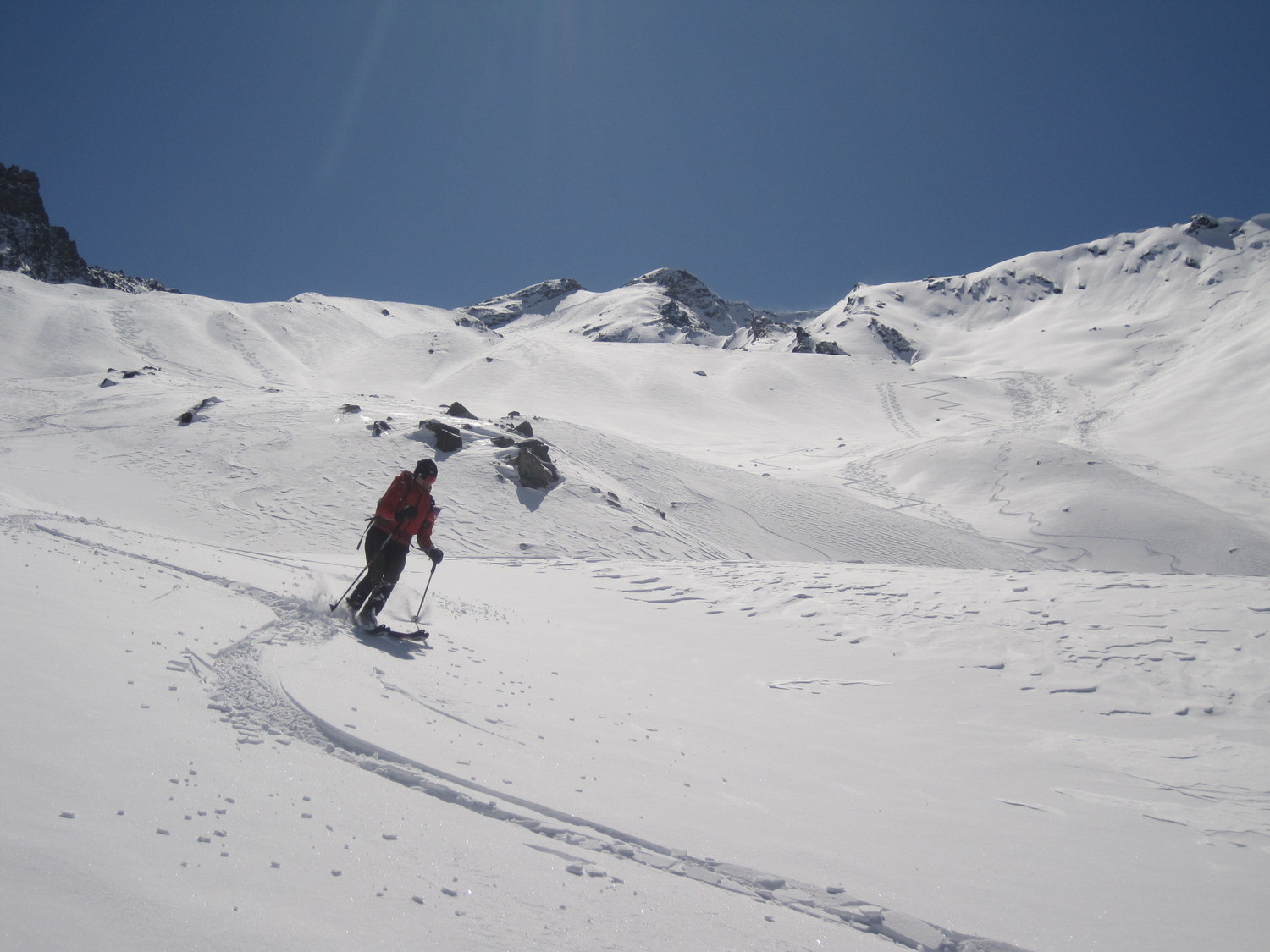 In discesa sulla destra del vallone