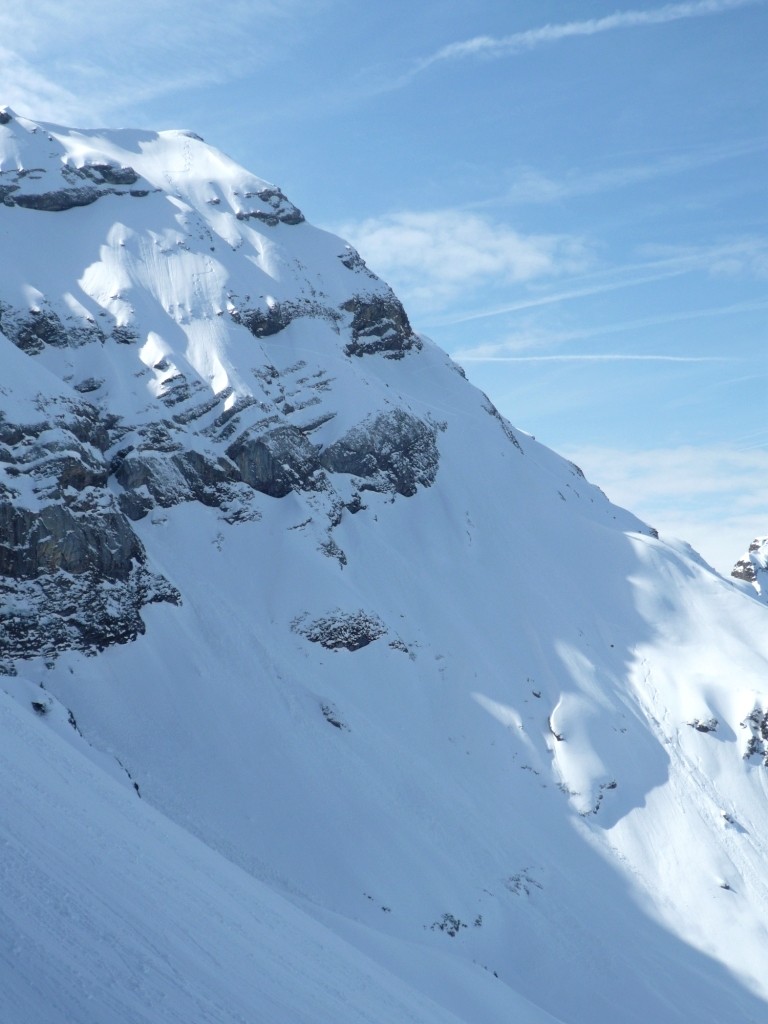 Pointe E de Châtillon, vue d'ensemble de la face N