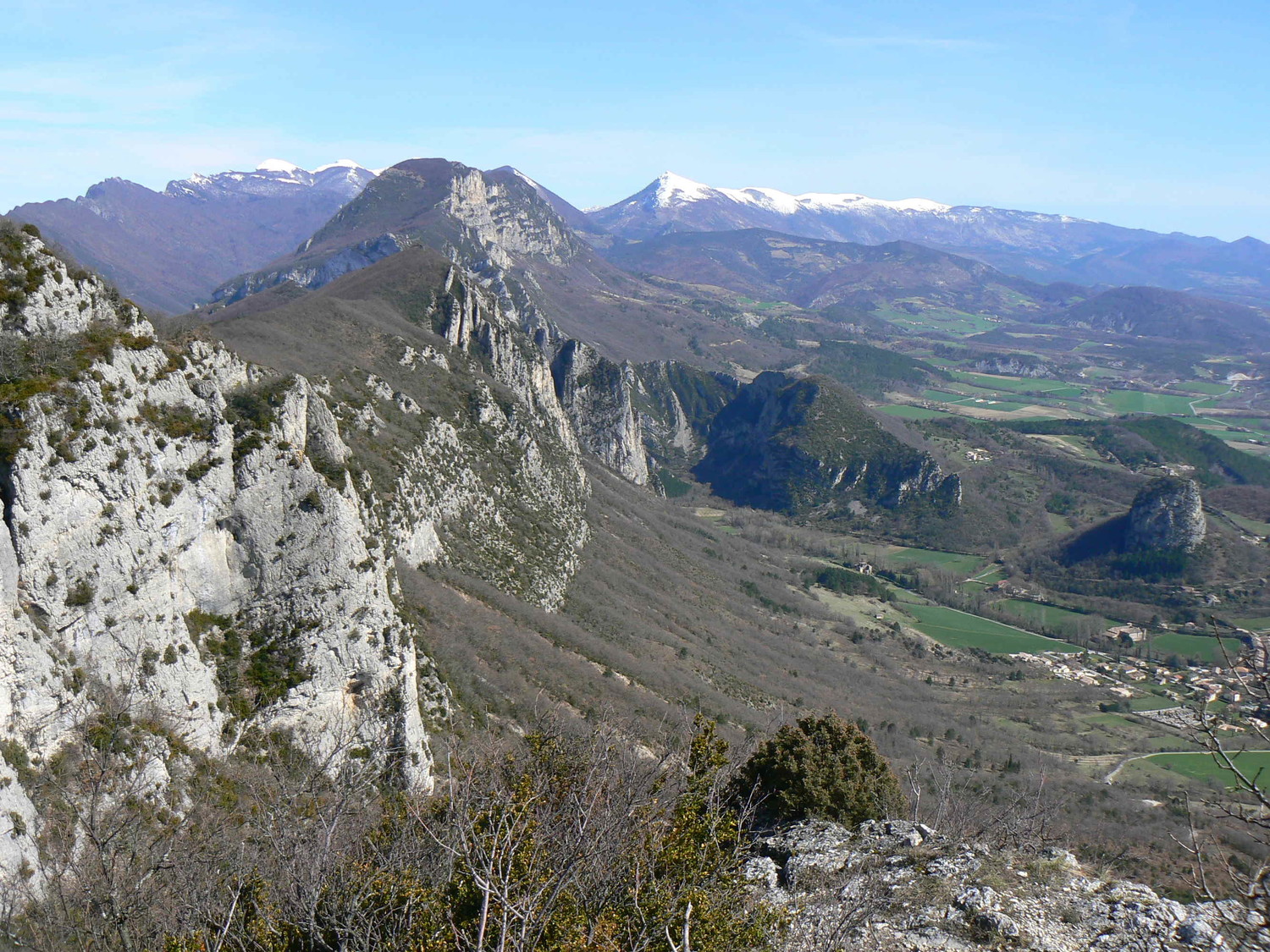 Vue du sommet de la Poupoune sur Saou