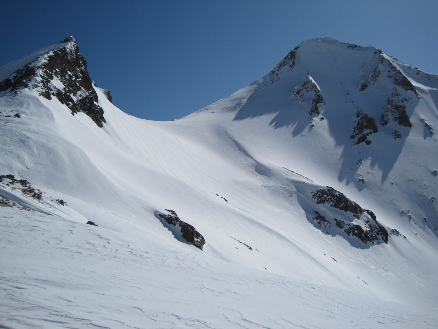 Les deux Arriel depuis le col de Sobe